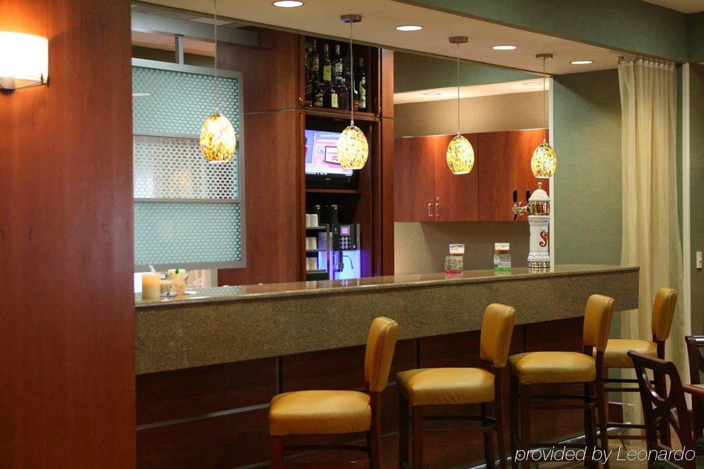 Hampton By Hilton Tecnologico Hotel
