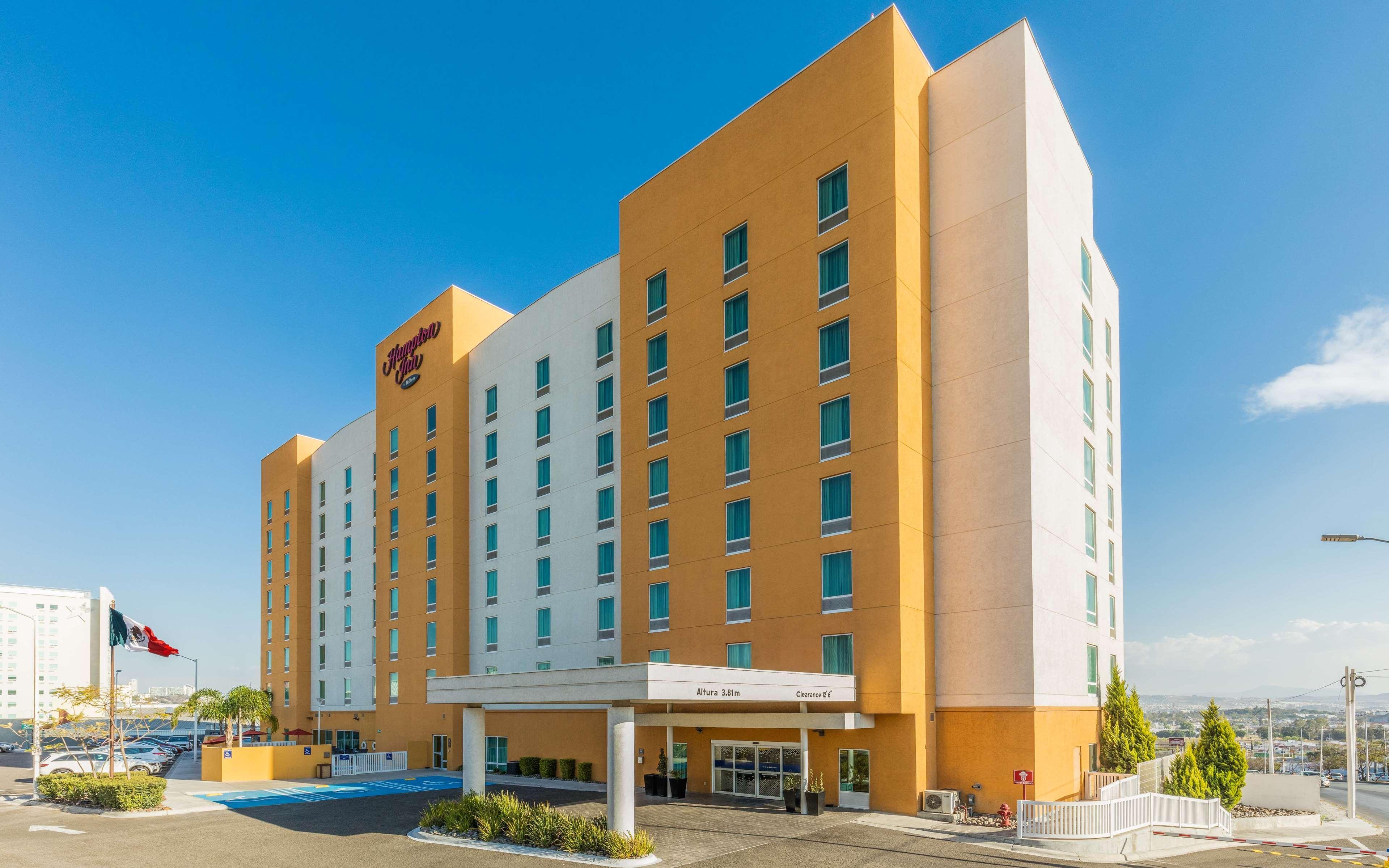 Hotel Hampton By Hilton Tecnologico