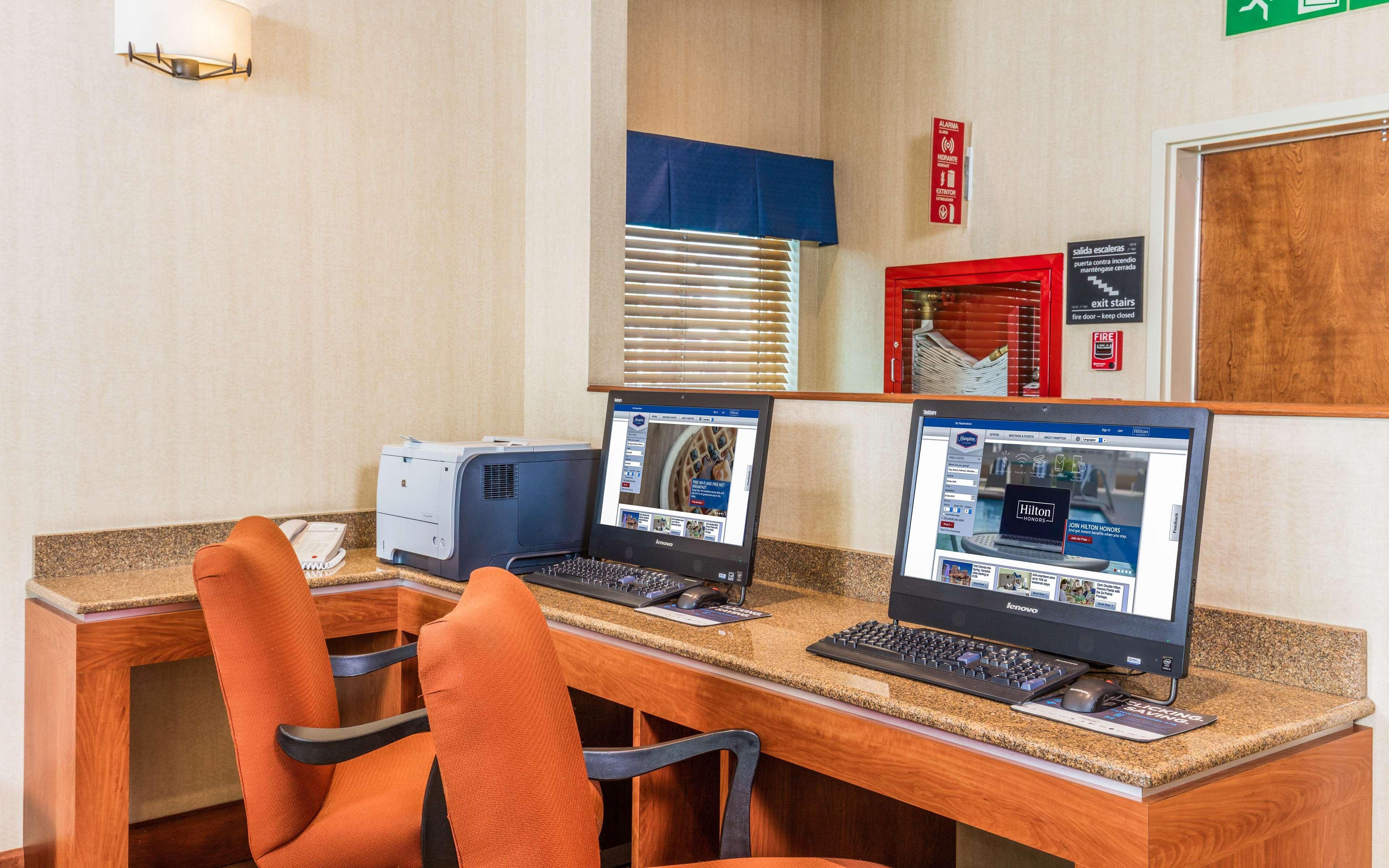 Hampton By Hilton Tecnologico 3*