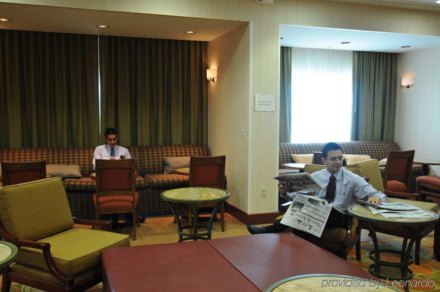 Hotel Hampton By Hilton Tecnologico